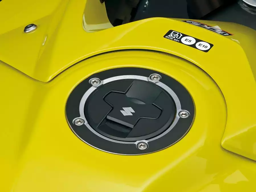 Tankdeckelschutz für die V-Strom 800DE
