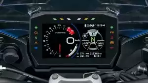 Digitales Kombiinstrument für Suzuki GSX-S1000GT Travel Edition zeigt Ganganzeige, Fahrmodi, Traktionskontrolle und Quickshifter.