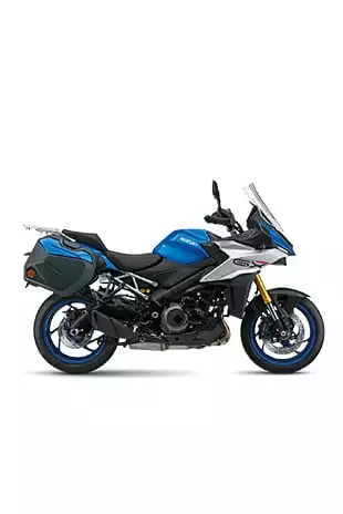 Suzuki GSX-S1000GX Travel Edition in Blau (YSF), ausgestattet mit robusten Seitenkoffern, Griffheizung und stabilem Hauptständer, ideal für lange Abenteuerreisen. Offizielles Modellbild mit Logo und 'Travel Edition'-Schriftzug.