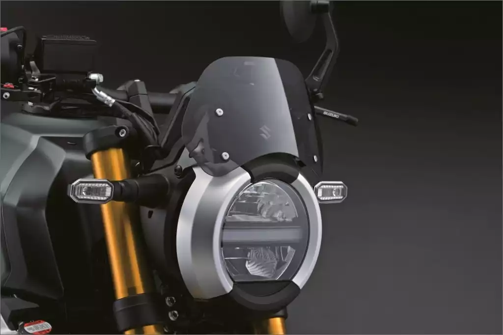 Windschild für Suzuki GSX-8 Modelle reduziert Winddruck und verbessert den Fahrkomfort.