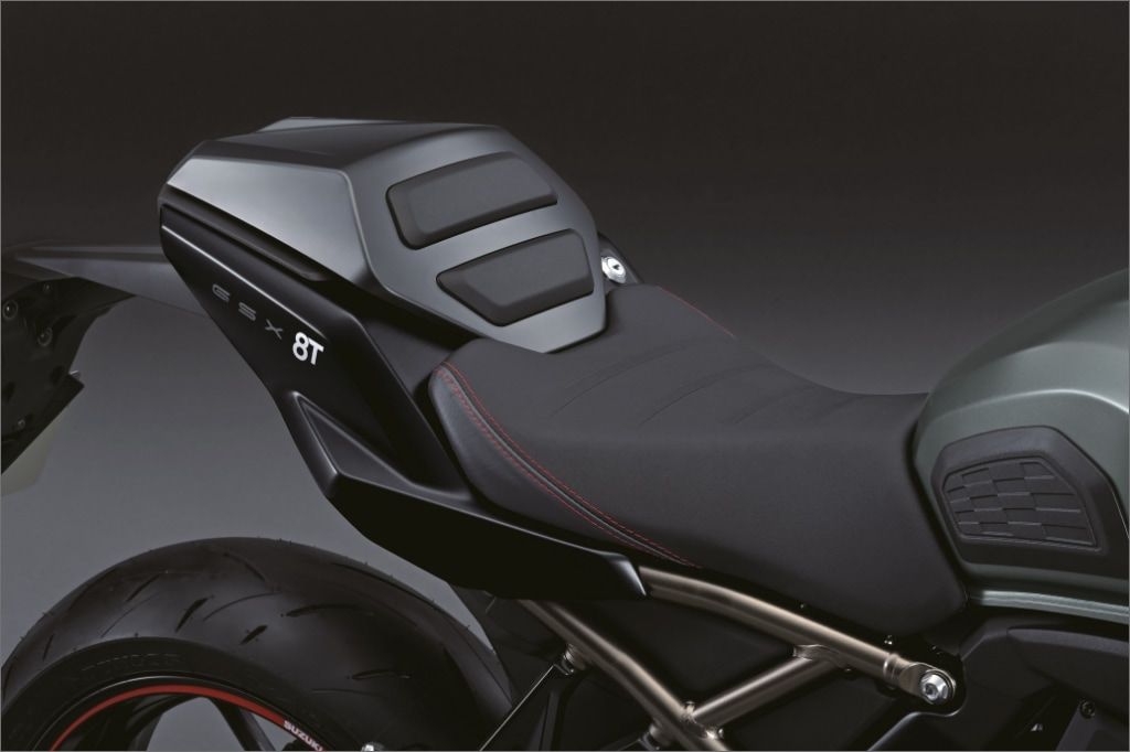 Abbildung der Soziusabdeckung für die GSX-8TT