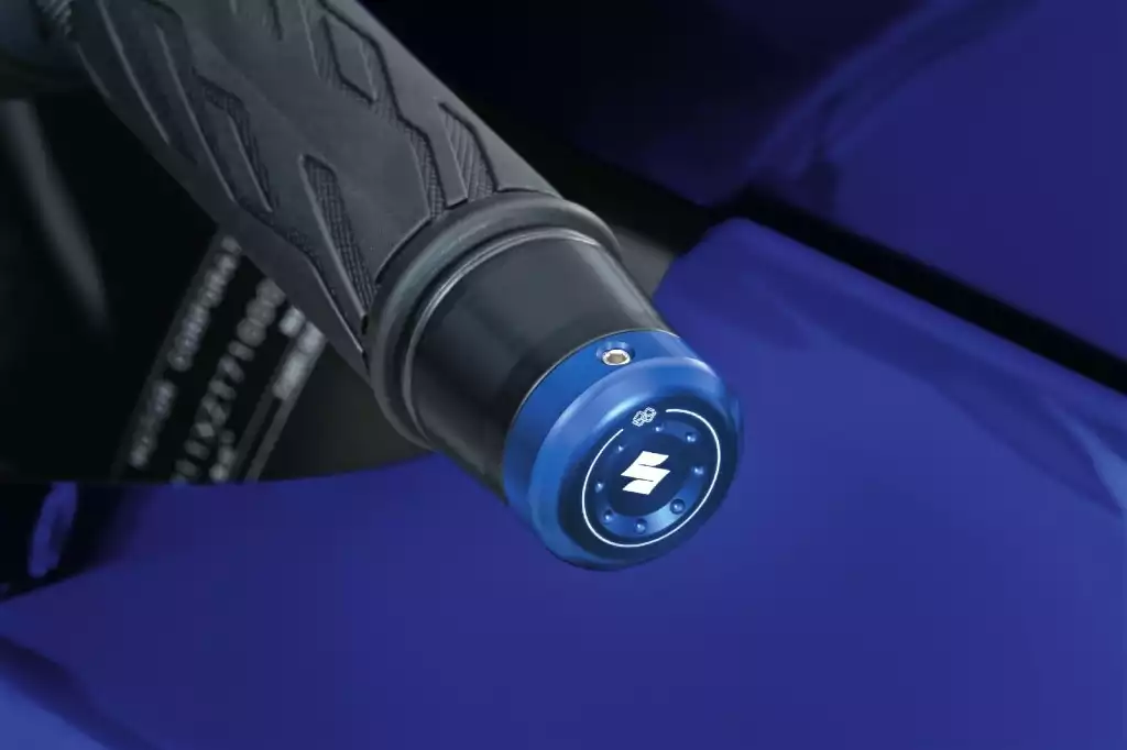 Blaue Lenkerendgewichte für Suzuki GSX-R1000R verbessern die Optik und reduzieren Vibrationen.