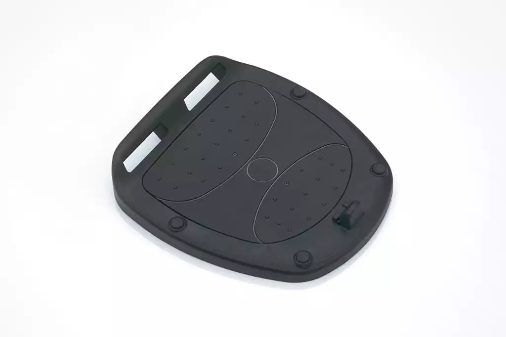 Top-Case Adapterplatte für Suzuki e-Address, ermöglicht die sichere Montage von Topcases für zusätzlichen Stauraum.
