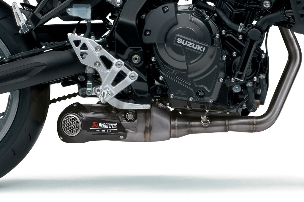 Nahaufnahme der GSX-8S Power Edition mit Akrapovic Komplettanlage